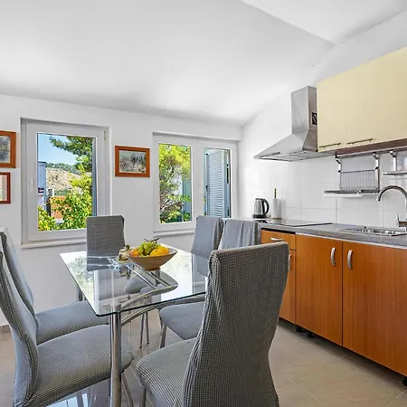 Pet Friendly In * Rogoznica