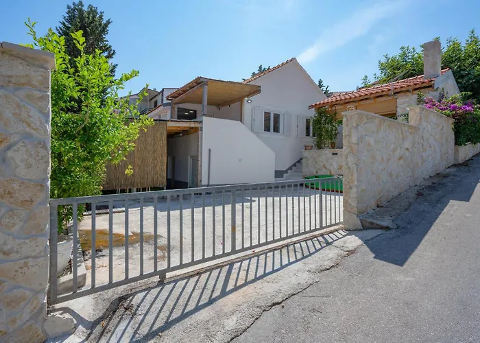 Pet Friendly In Apartamento *