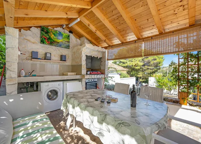 Apartamento Pet Friendly In Rogoznica (Sibenik-Knin)